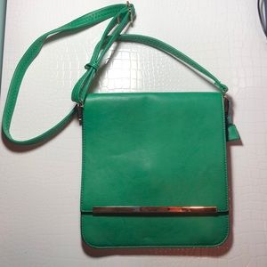Kelly Green Crossbody